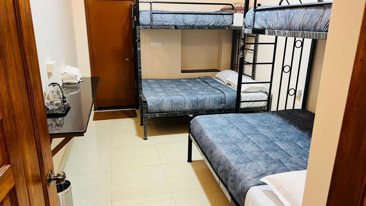 Perinba Vilas Inn Ketti Dış mekan fotoğraf